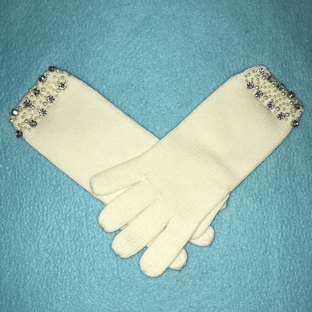 𝅺CASHMERE bling blue rhinestone and pearl gloves NEW size OSFA